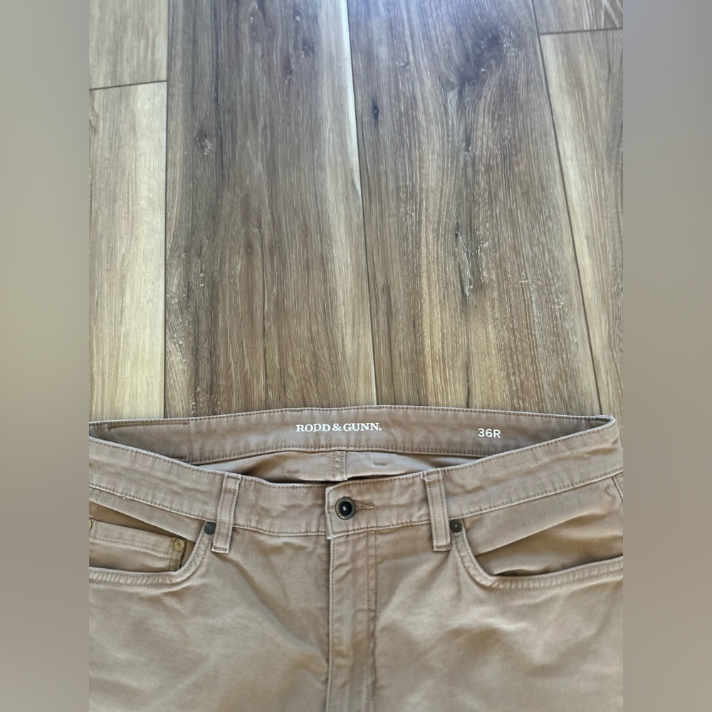 Rodd & Gunn men’s straight fit khaki pants size 36R - Picture 2 of 5